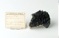 Foto von Stibnit (NHMW-MIN-Ak819)